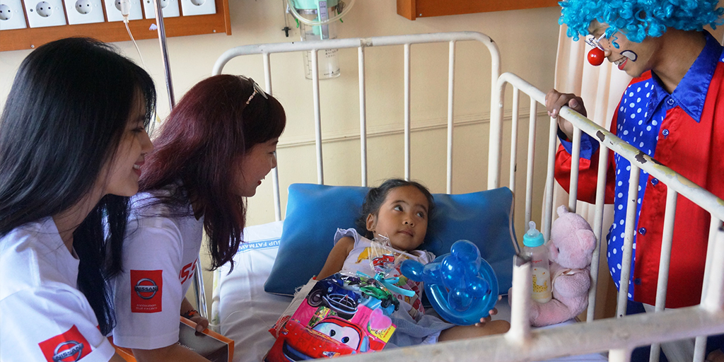 Nissan Ajak Karyawan Volunteering di Rumah Sakit