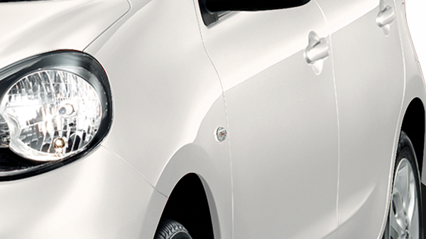 Tips Merawat Mobil Putih